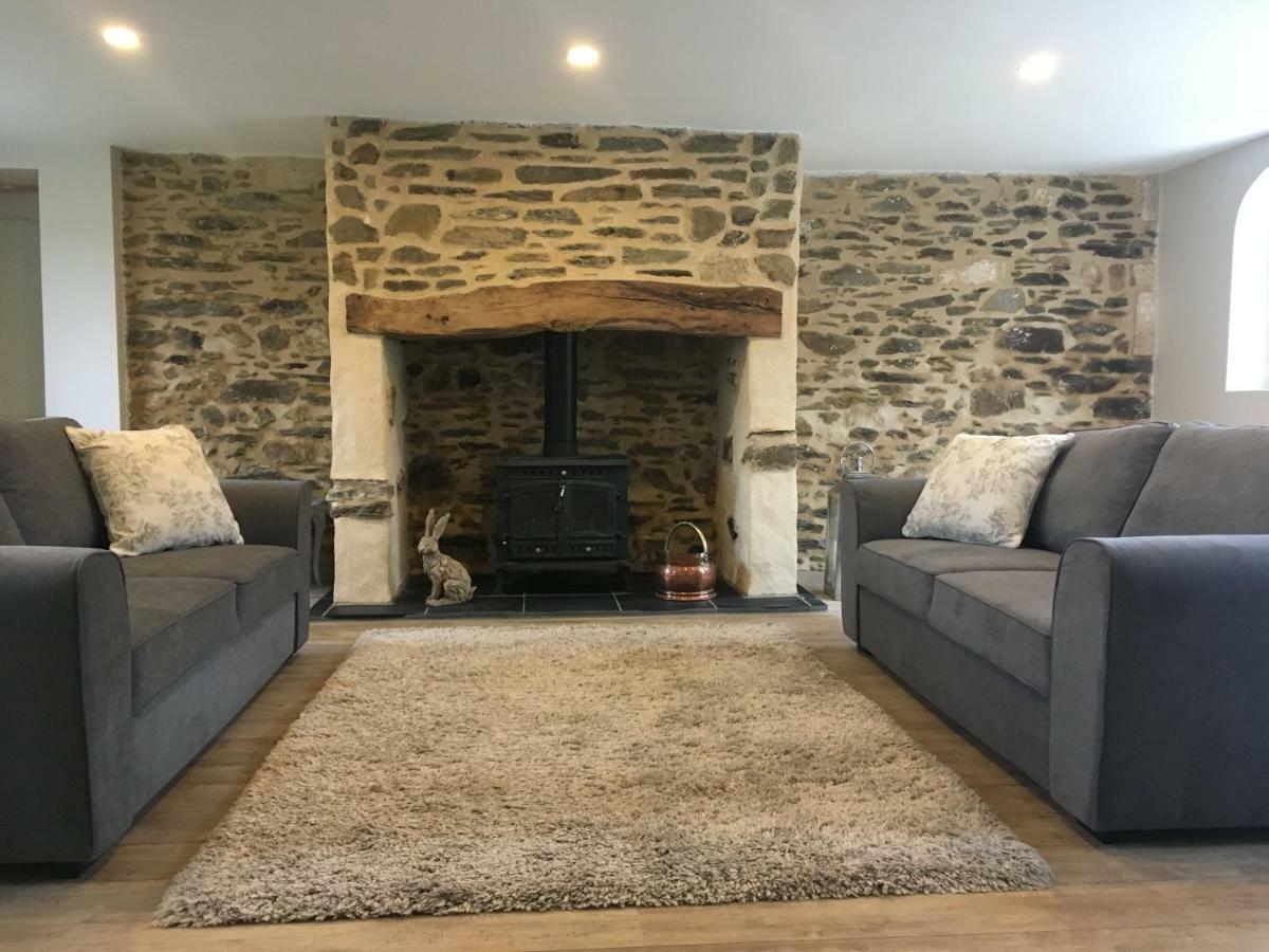 Chez Broche Bed & Breakfast Mazerolles  Bagian luar foto