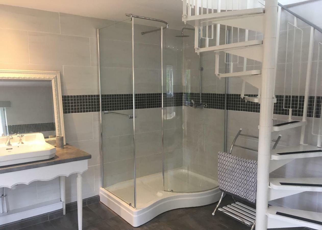 Chez Broche Bed & Breakfast Mazerolles  Bagian luar foto
